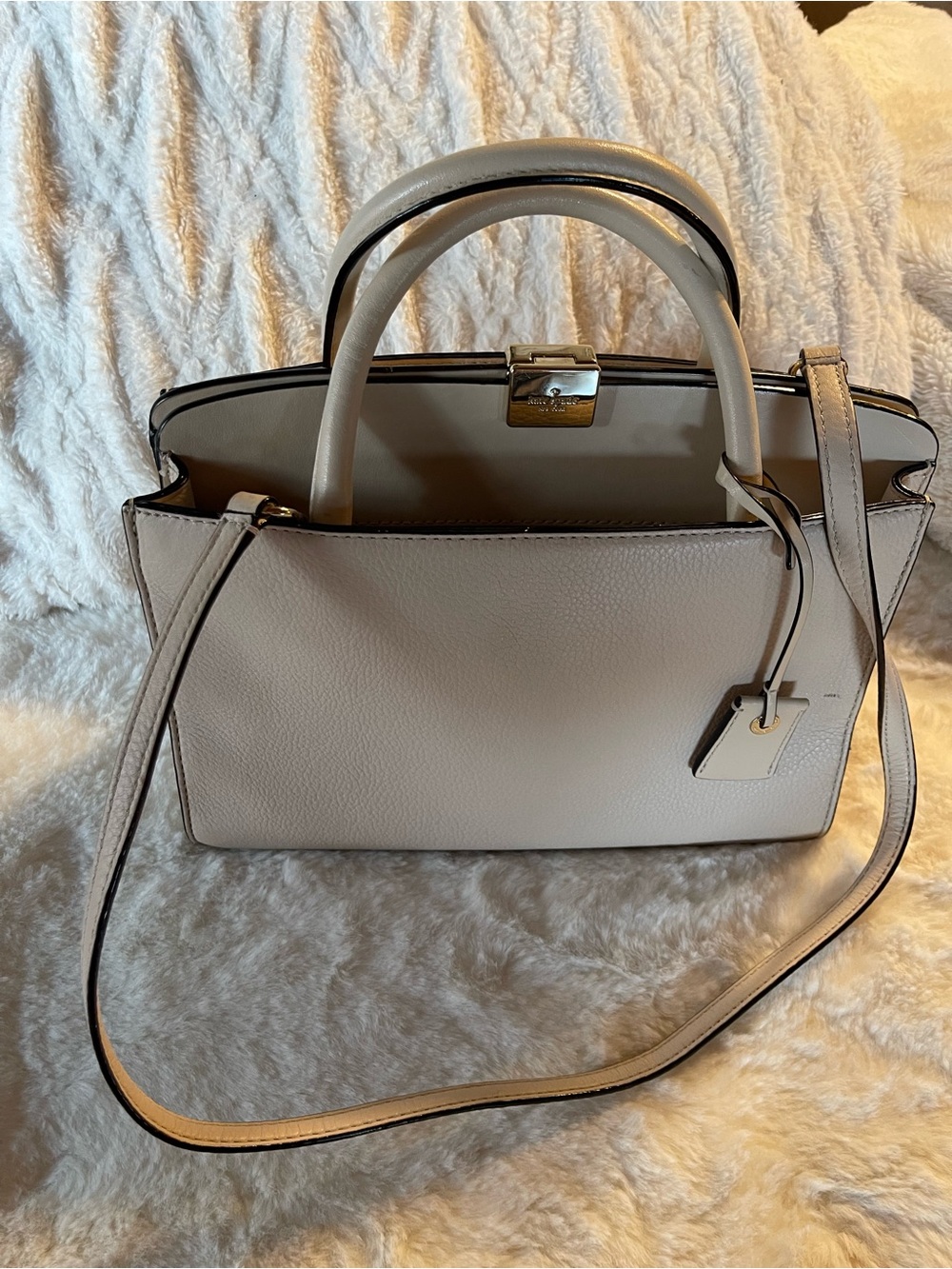 Classic Structured Tote Handbag in Light Beige
